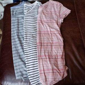 Maternity large tshirts
